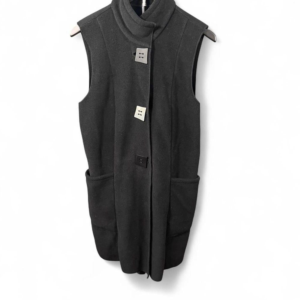 Black button up vest